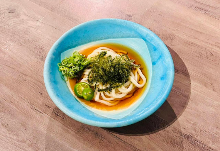 冷やし海ぶどううどん