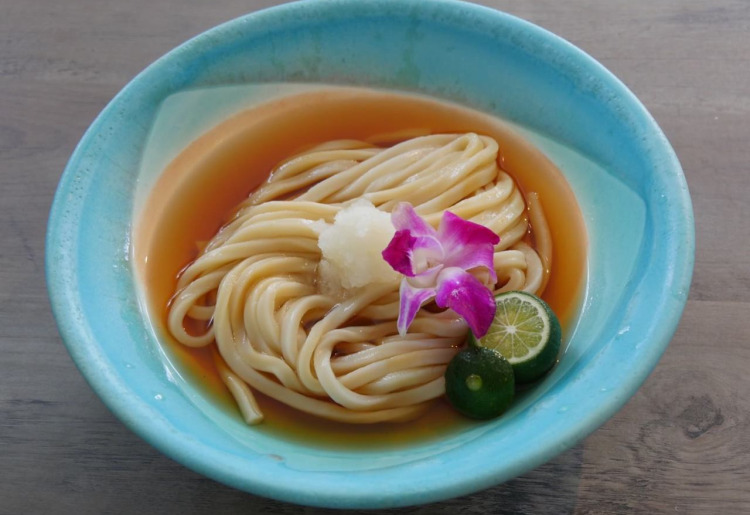冷やしおろし大根うどん
